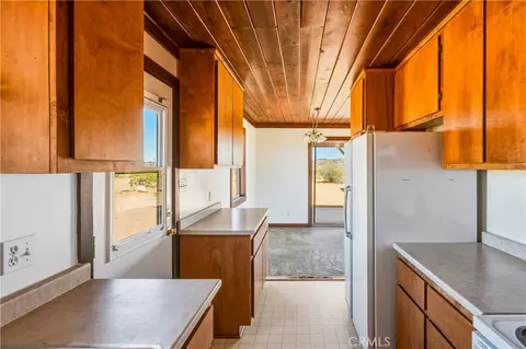 Kitchen - 56674 Cone Blvd, Landers, CA 92285 photo 3 of 3