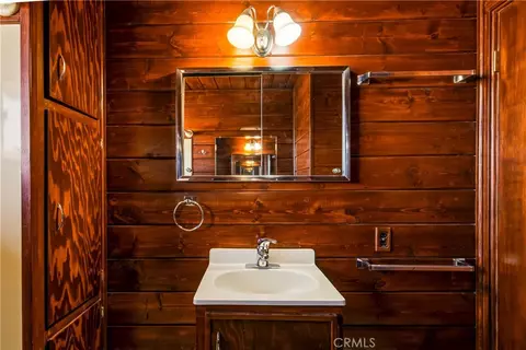 Bath - 56674 Cone Blvd, Landers, CA 92285 photo 2 of 4