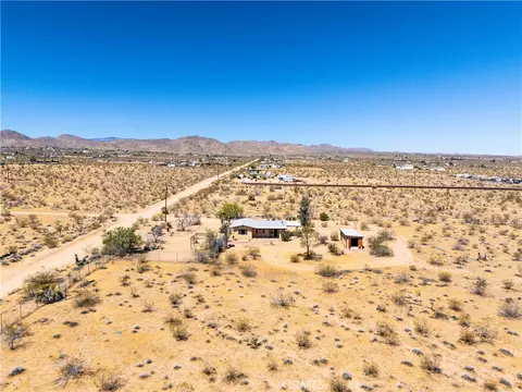 View/Area - 56674 Cone Blvd, Landers, CA 92285 photo 4 of 7