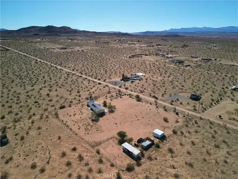 737 Gerber, Landers, CA 92285 photo 37