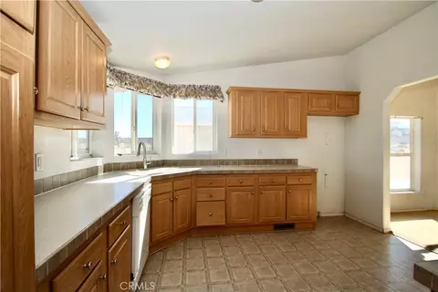 737 Gerber, Landers, CA 92285 photo 11
