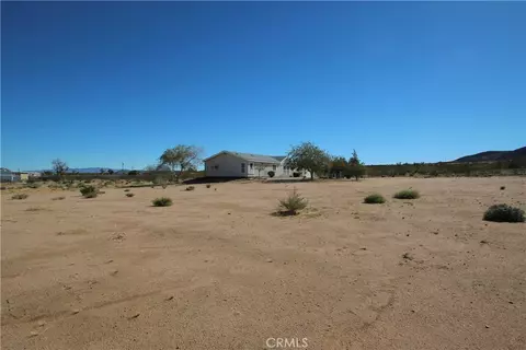 737 Gerber, Landers, CA 92285 photo 31