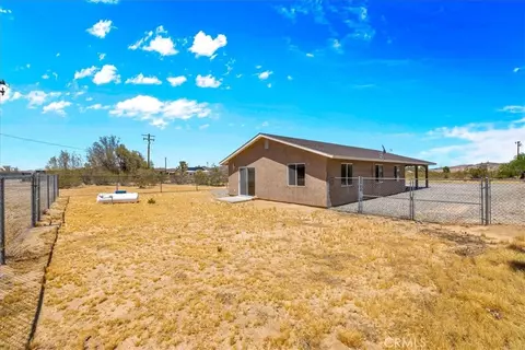 Exterior - 4920 1st E, Joshua Tree, CA 92252 photo 5 of 7