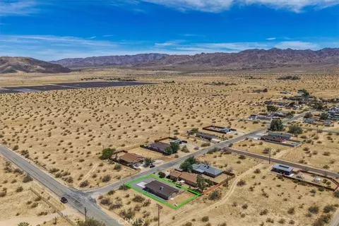 View/Area - 4920 1st E, Joshua Tree, CA 92252 photo 4 of 6