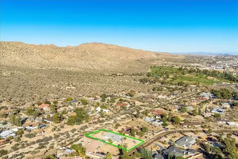 View/Area - 7429 Cardillo, Yucca Valley, CA 92284 photo 6 of 8