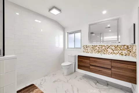Bath - 7429 Cardillo, Yucca Valley, CA 92284 photo 1 of 5