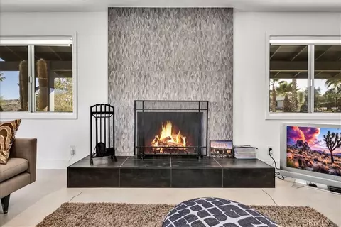 Living - 7429 Cardillo, Yucca Valley, CA 92284 photo 5 of 7