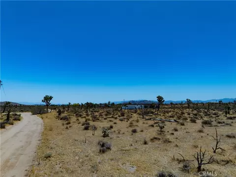 57877 La Crescenta, Yucca Valley, CA 92284 photo 27