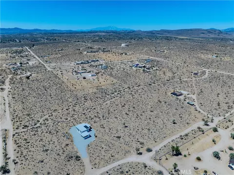 57877 La Crescenta, Yucca Valley, CA 92284 photo 18