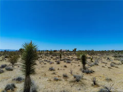 57877 La Crescenta, Yucca Valley, CA 92284 photo 25