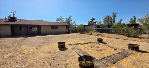 Exterior - 7745 Joshua Vw, Yucca Valley, CA 92284 photo 14 of 16