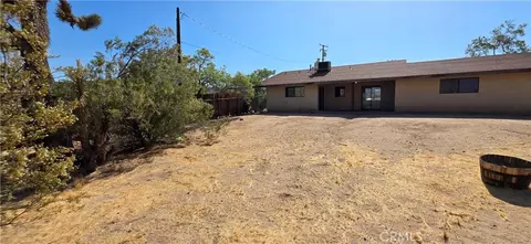 Exterior - 7745 Joshua Vw, Yucca Valley, CA 92284 photo 13 of 16