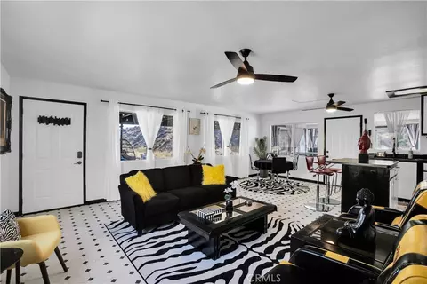 Living - 49490 Big Morongo Canyon Rd, Morongo Valley, CA 92256 photo 9 of 12