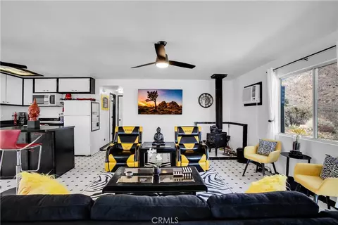 Living - 49490 Big Morongo Canyon Rd, Morongo Valley, CA 92256 photo 5 of 12