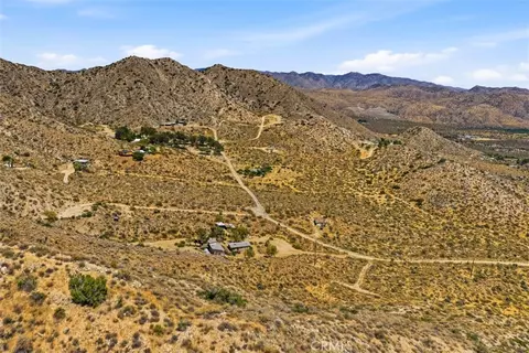 View/Area - 49324 Whiteside, Morongo Valley, CA 92256 photo 7 of 7