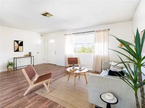 Living - 60485 Latham Trl, Joshua Tree, CA 92252 photo 2 of 3