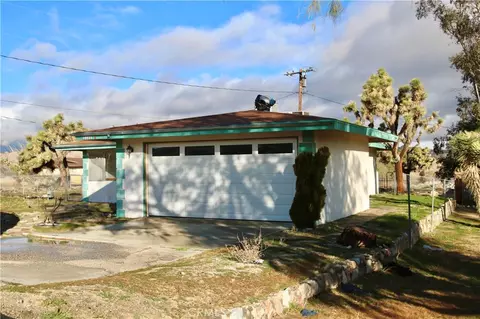 57136 Navajo Trl, Yucca Valley, CA 92284