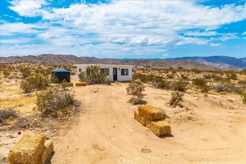 Exterior - 777 Quail Bush Rd, Landers, CA 92285 photo 2 of 11