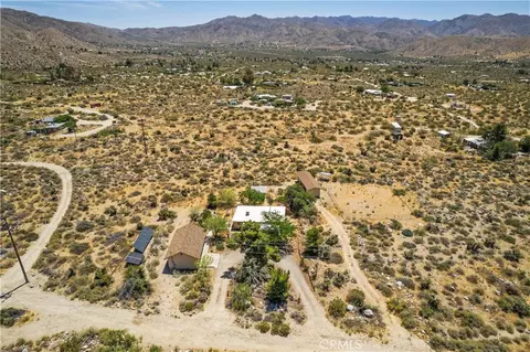View/Area - 9215 Encelia, Morongo Valley, CA 92256 photo 3 of 6