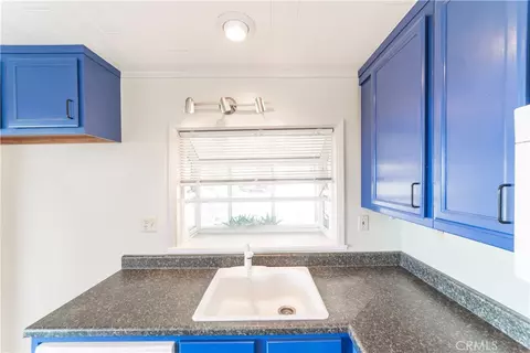 Kitchen - 9215 Encelia, Morongo Valley, CA 92256 photo 2 of 2