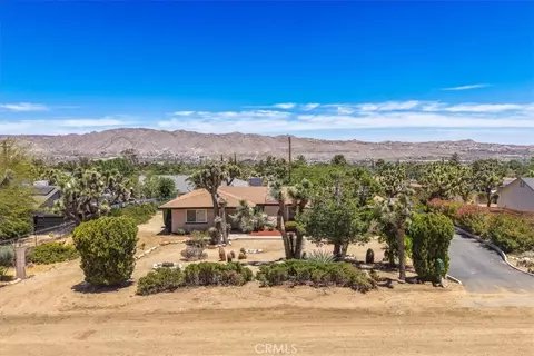 56472 El Dorado Dr, Yucca Valley, CA 92284