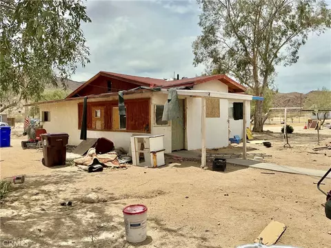 Exterior - 72116 Sullivan, Twentynine Palms, CA 92277 photo 3 of 13