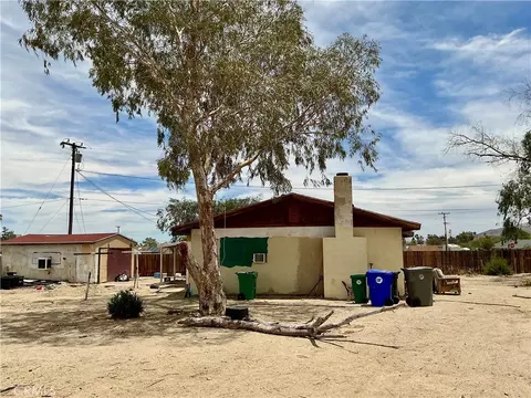 Exterior - 72116 Sullivan, Twentynine Palms, CA 92277 photo 6 of 13