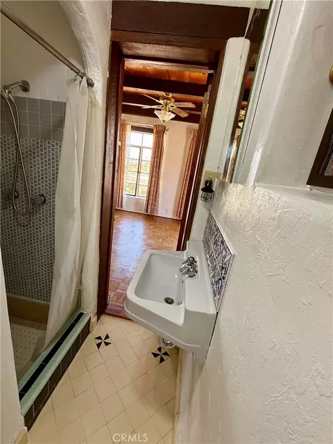 Bath - 6591 N Star, Twentynine Palms, CA 92277 photo 4 of 4
