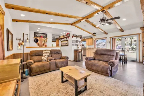 Living - 63436 Doggie, Joshua Tree, CA 92252 photo 3 of 5