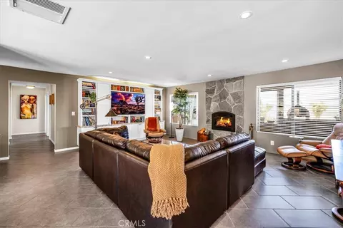 Living - 7880 Wesley Rd, Joshua Tree, CA 92252 photo 1 of 3