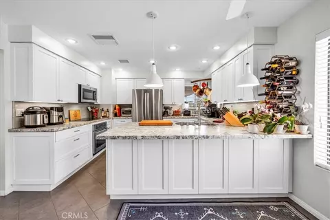Kitchen - 7880 Wesley Rd, Joshua Tree, CA 92252 photo 1 of 5