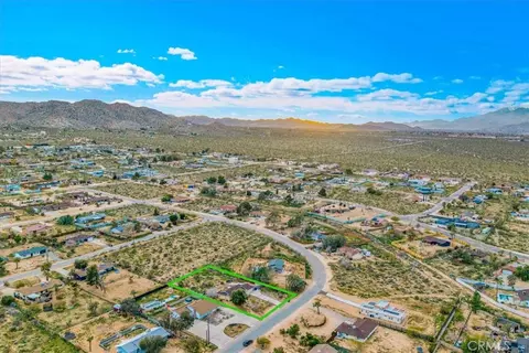 View/Area - 60369 Adobe Dr, Joshua Tree, CA 92252 photo 2 of 7