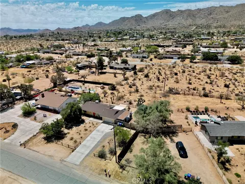 View/Area - 60369 Adobe Dr, Joshua Tree, CA 92252 photo 6 of 7