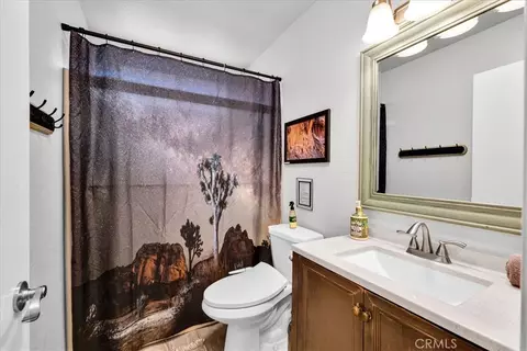 Bath - 60369 Adobe Dr, Joshua Tree, CA 92252 photo 1 of 2