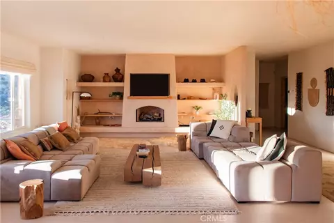 Living - 5802 Olema Rd, Yucca Valley, CA 92284 photo 1 of 4