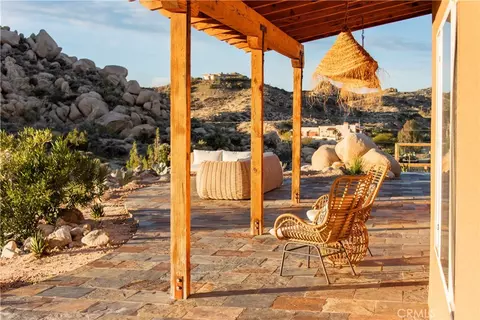 Exterior - 5802 Olema Rd, Yucca Valley, CA 92284 photo 9 of 22