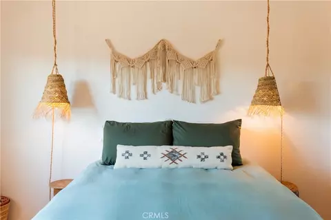 Bedroom - 5802 Olema Rd, Yucca Valley, CA 92284 photo 8 of 10