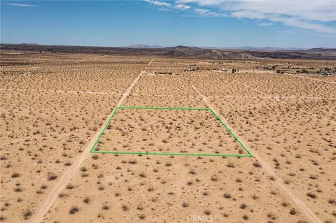5589 Sutton Ave, Joshua Tree, CA 92252 photo 5