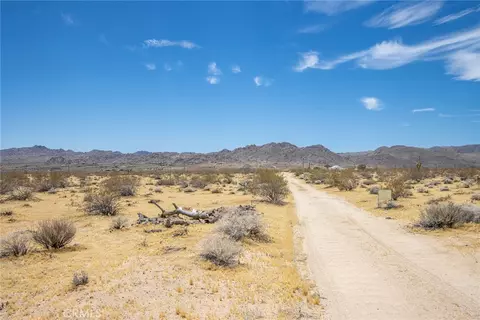 5589 Sutton Ave, Joshua Tree, CA 92252 photo 8