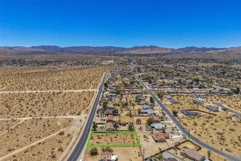 4321 Avalon Ave, Yucca Valley, CA 92284