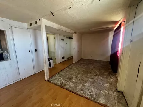Living - 2045 Desoto St, Needles, CA 92363 photo 3 of 4