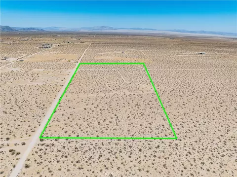 61900 Moonlight Mesa St, Joshua Tree, CA 92252