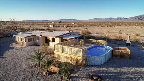 6220 Lanes Ln, Twentynine Palms, CA 92277