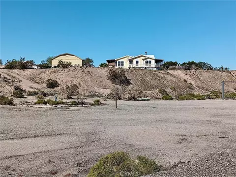 155 E Spikes, Needles, CA 92363 photo 1