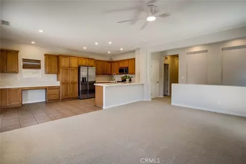 Living - 74103 Manana Dr, Twentynine Palms, CA 92277 photo 2 of 3
