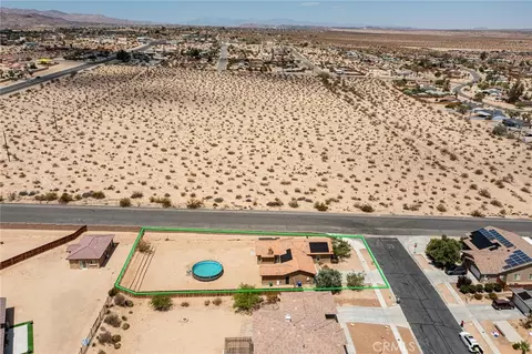 View/Area - 74103 Manana Dr, Twentynine Palms, CA 92277 photo 8 of 11
