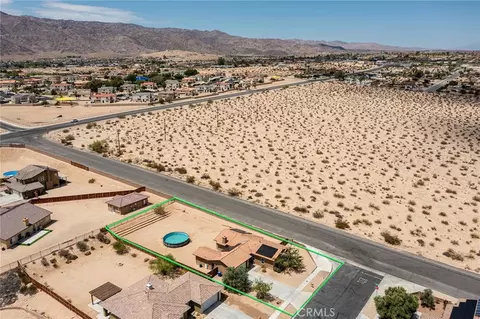 View/Area - 74103 Manana Dr, Twentynine Palms, CA 92277 photo 9 of 11