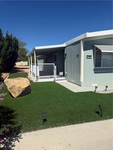 7501 Palm Ave, Yucca Valley, CA 92284