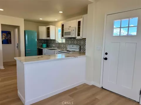 Entry Way - 2675 Geronimo Trl, Landers, CA 92285 photo 1 of 1