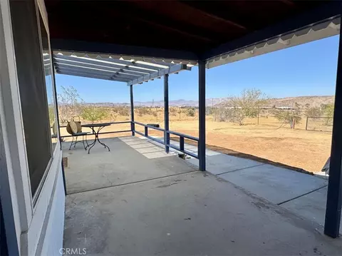 Exterior - 2675 Geronimo Trl, Landers, CA 92285 photo 4 of 7